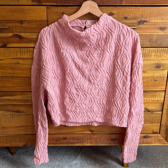 ANTHROPOLOGIE Textured Funnel-Neck Top - Pink Textured Long Sleeve Top - Picture 2 of 5